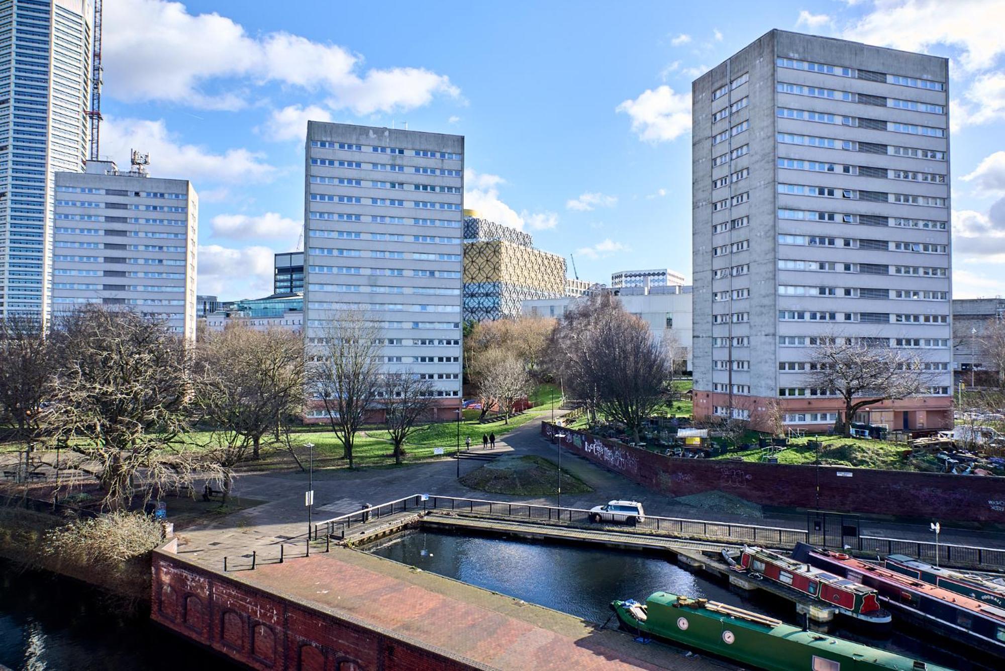 Luxury Nostalgic Centre With Pool Table, Netflix, Sofa Bed, Sleeps 6, Nostalgia